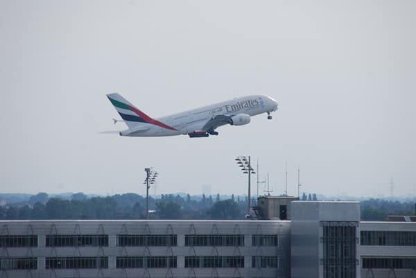 13_Emirates-Airbus-A380-Flughafen-Muenchen