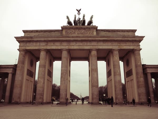 09_Brandenburger-Tor-Berlin