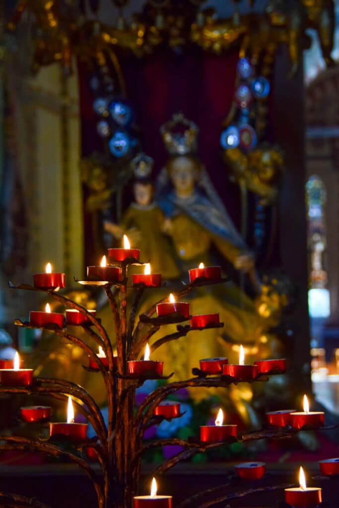 Verona Sehenswürdigkeiten Madonna Kirche Chiesa Santa Anastasia Italien