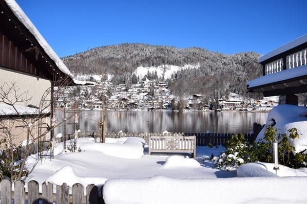 16_Seeblick-Winter-Promenade-Rottach-Egern-Tegernsee-Bayern-Deutschland