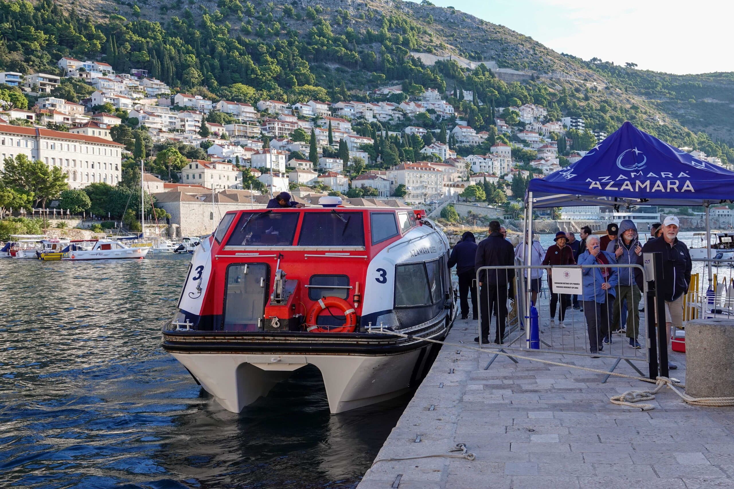 Dubrovnik Kroatien Dalmatien Tenderboot Azamara Quest Kreuzfahrt